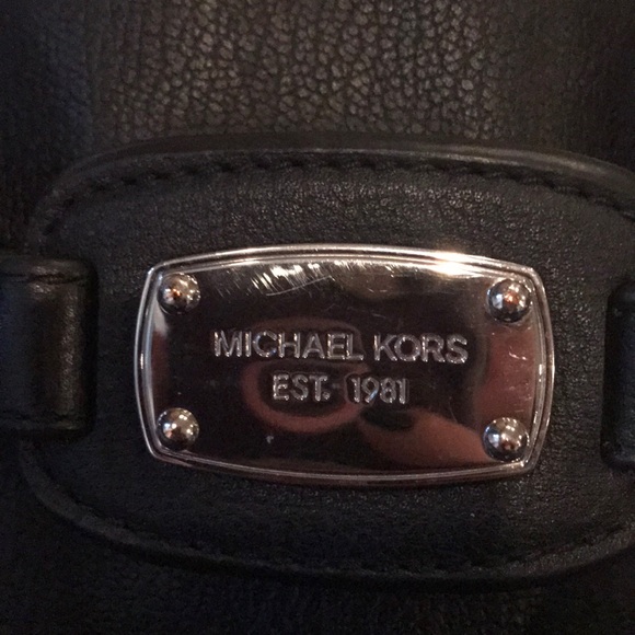 MK purse - Picture 2 of 5